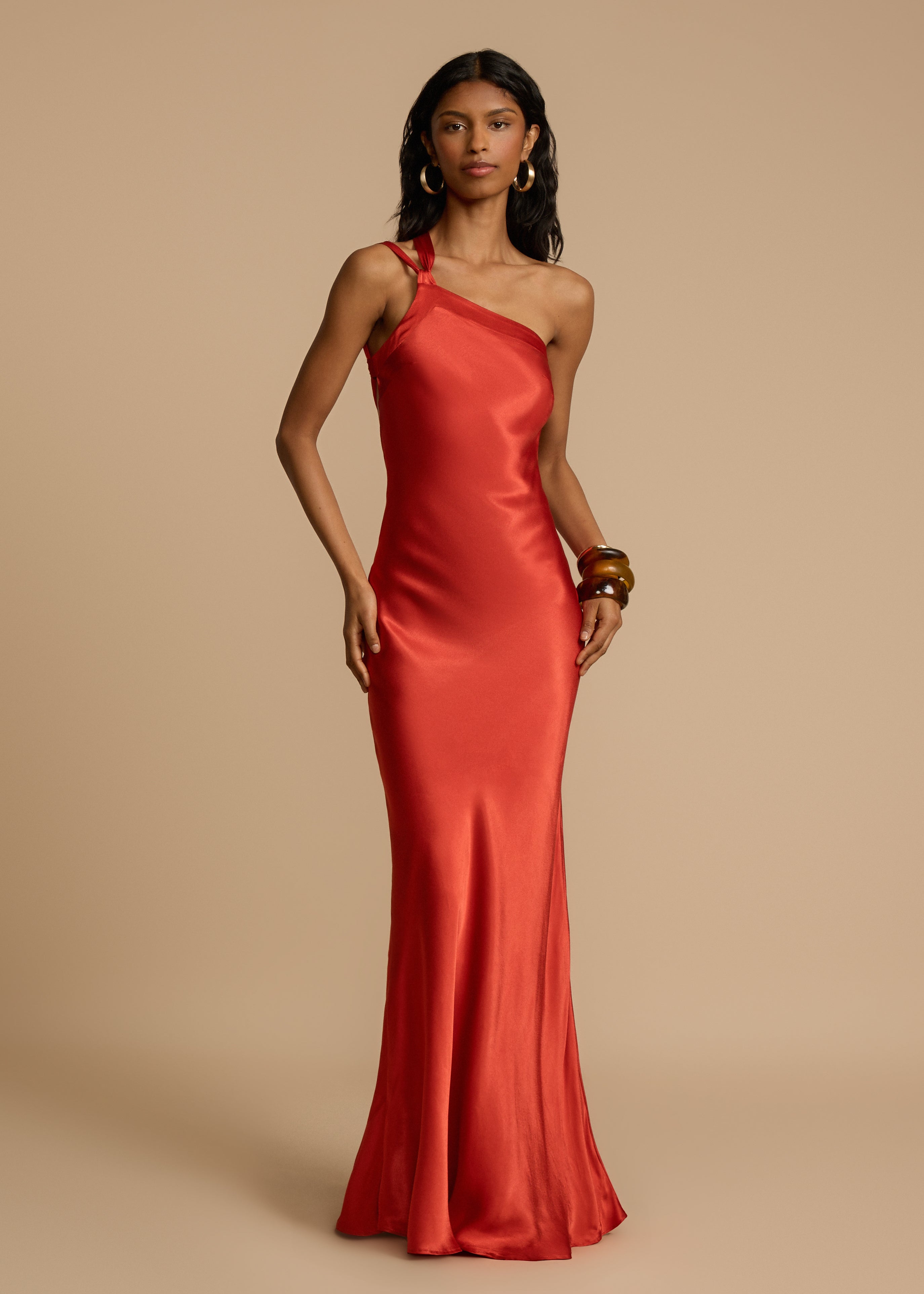 Naya | Robe en Soie à Epaules Obliques