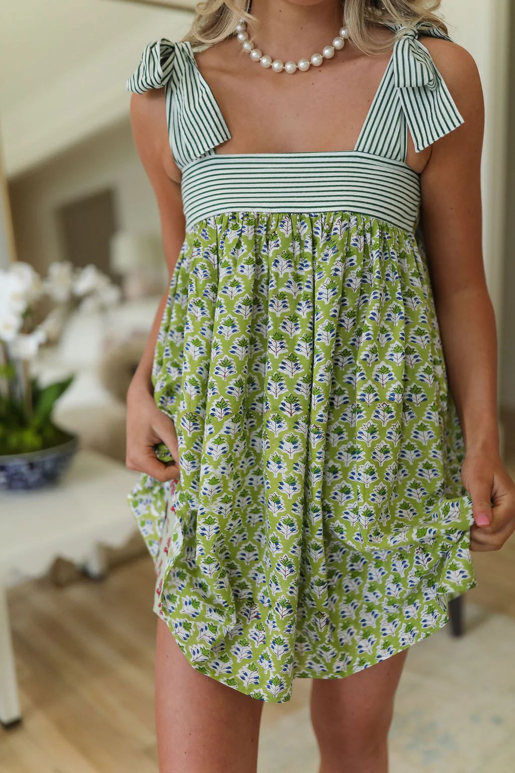 Nea | Robe Courte Fleurie à Bretelles