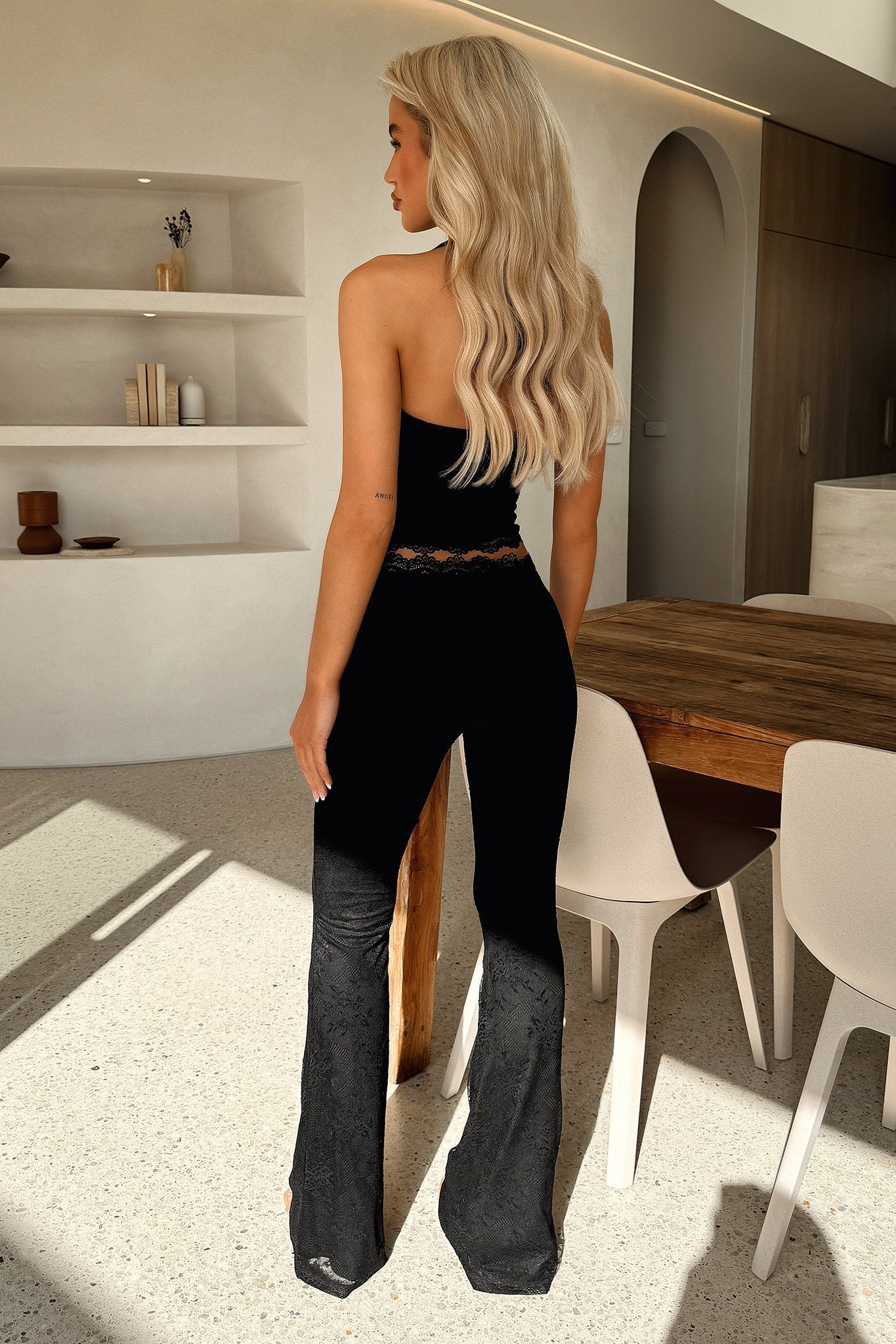 Thyra | Ensemble Pantalon Évasé en Dentelle