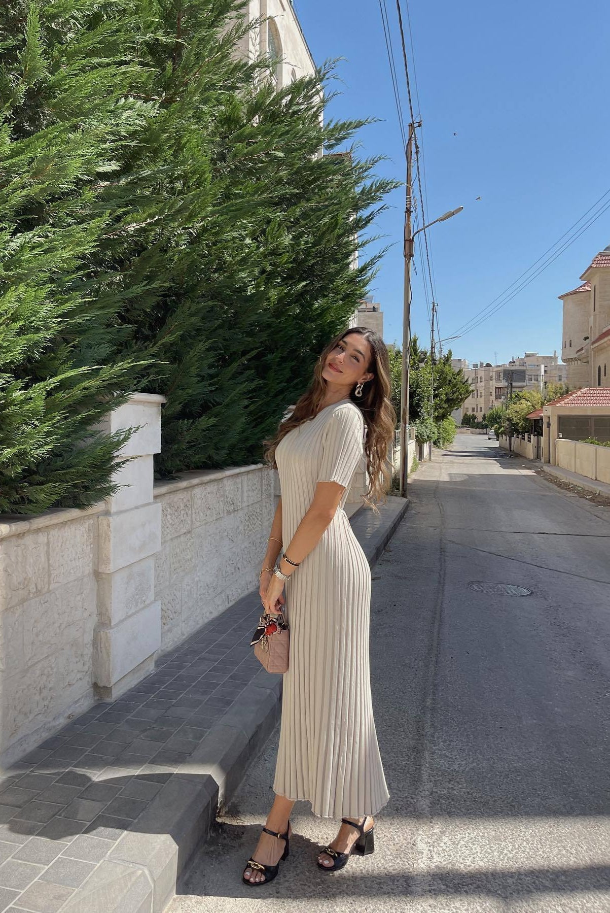 Noea | Robe Longue Côtelée Ceinturée