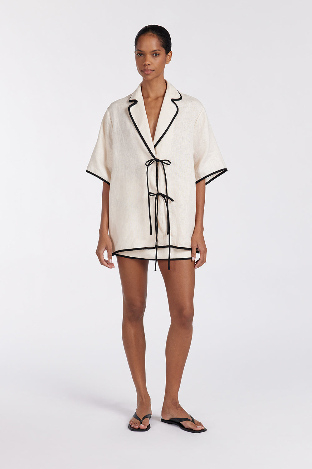 Clara | Ensemble Veste Légère et Jupe Courte