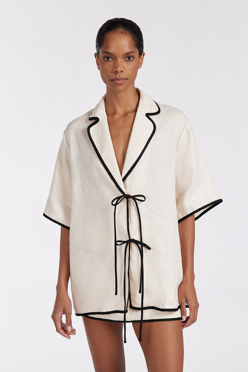 Clara | Ensemble Veste Légère et Jupe Courte