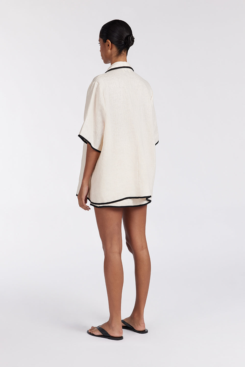 Clara | Ensemble Veste Légère et Jupe Courte
