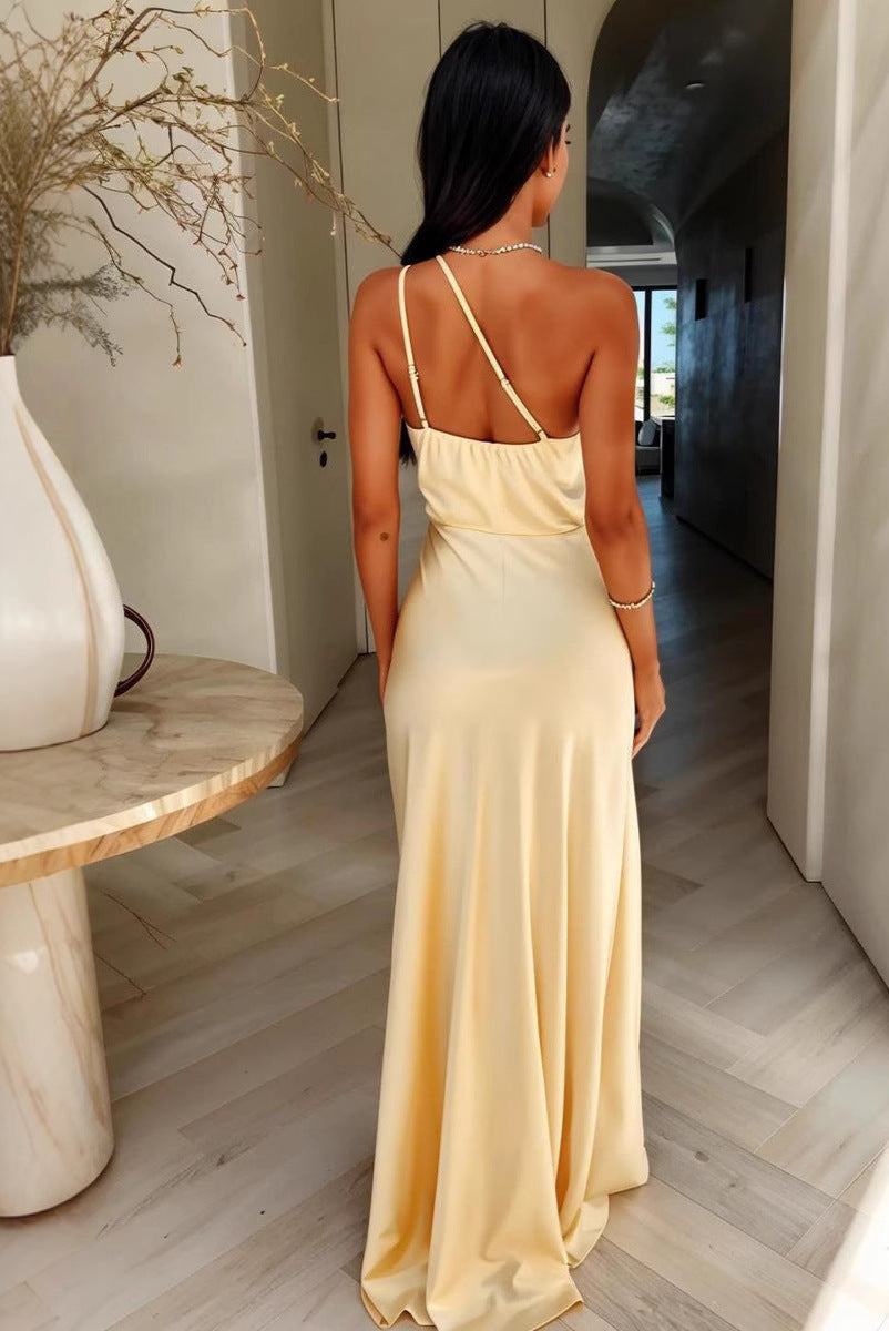 Yvina | Robe Longue Asymétrique Satinée
