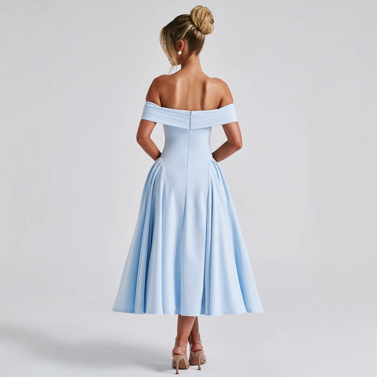Cleane | Robe Épaules Dénudées Évasée Midi