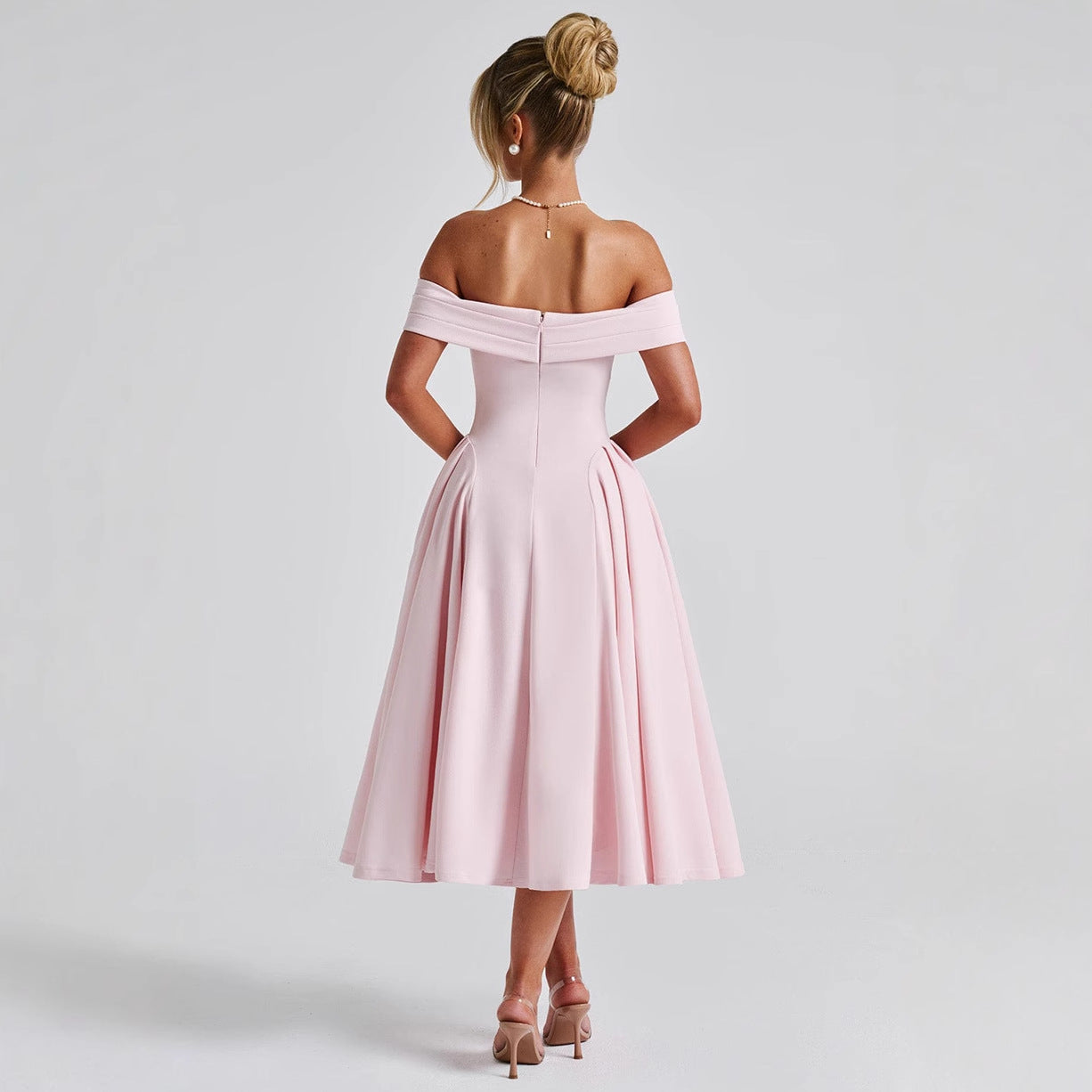 Cleane | Robe Épaules Dénudées Évasée Midi