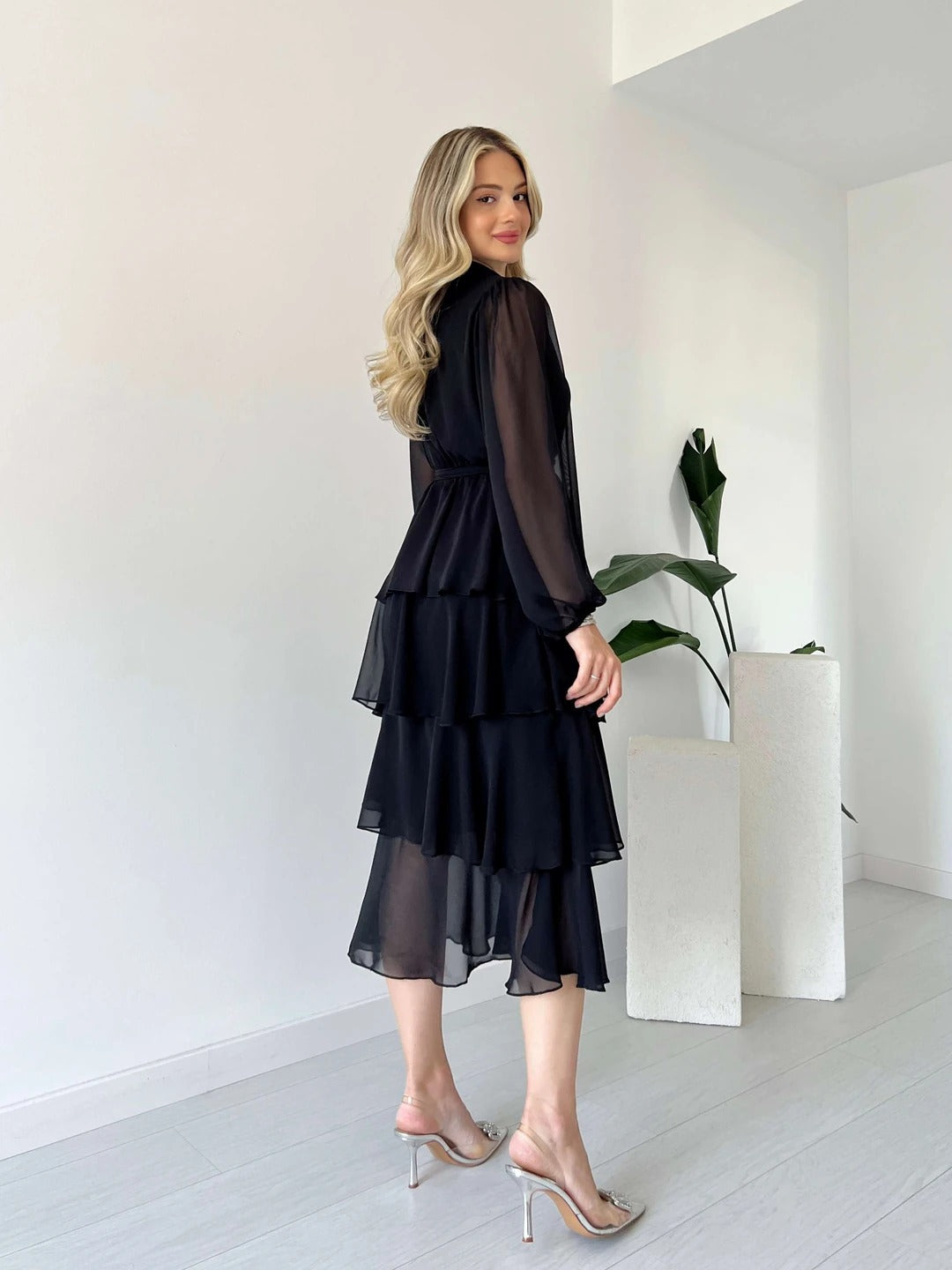 Monica | Robe Longue Élégante à Volants