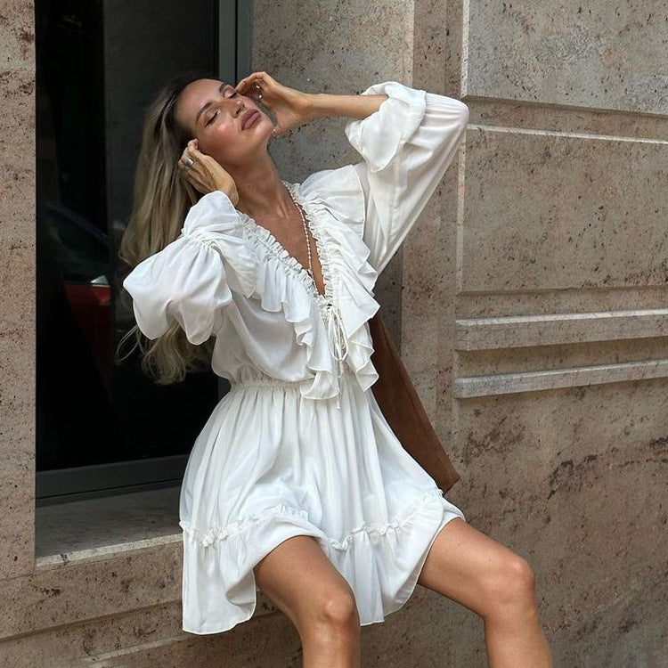 Julie | Robe Courte à Volants et Manches Bouffantes