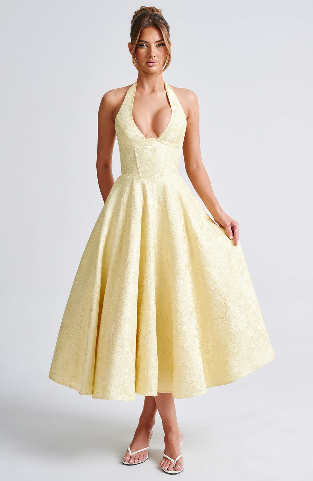 Ara | Robe Midi à Encolure Dos-Nu